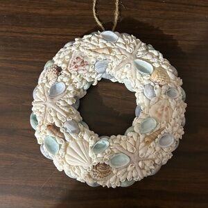 9" Decorative Seashell Wreath by Valerie new